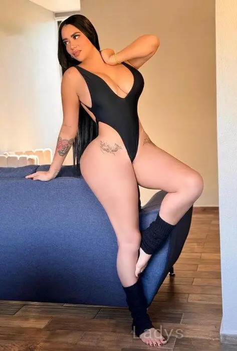 Samantha, 24 years BBW escorts girl, height 175 sm, Weight 50 kg, backpage Zagreb