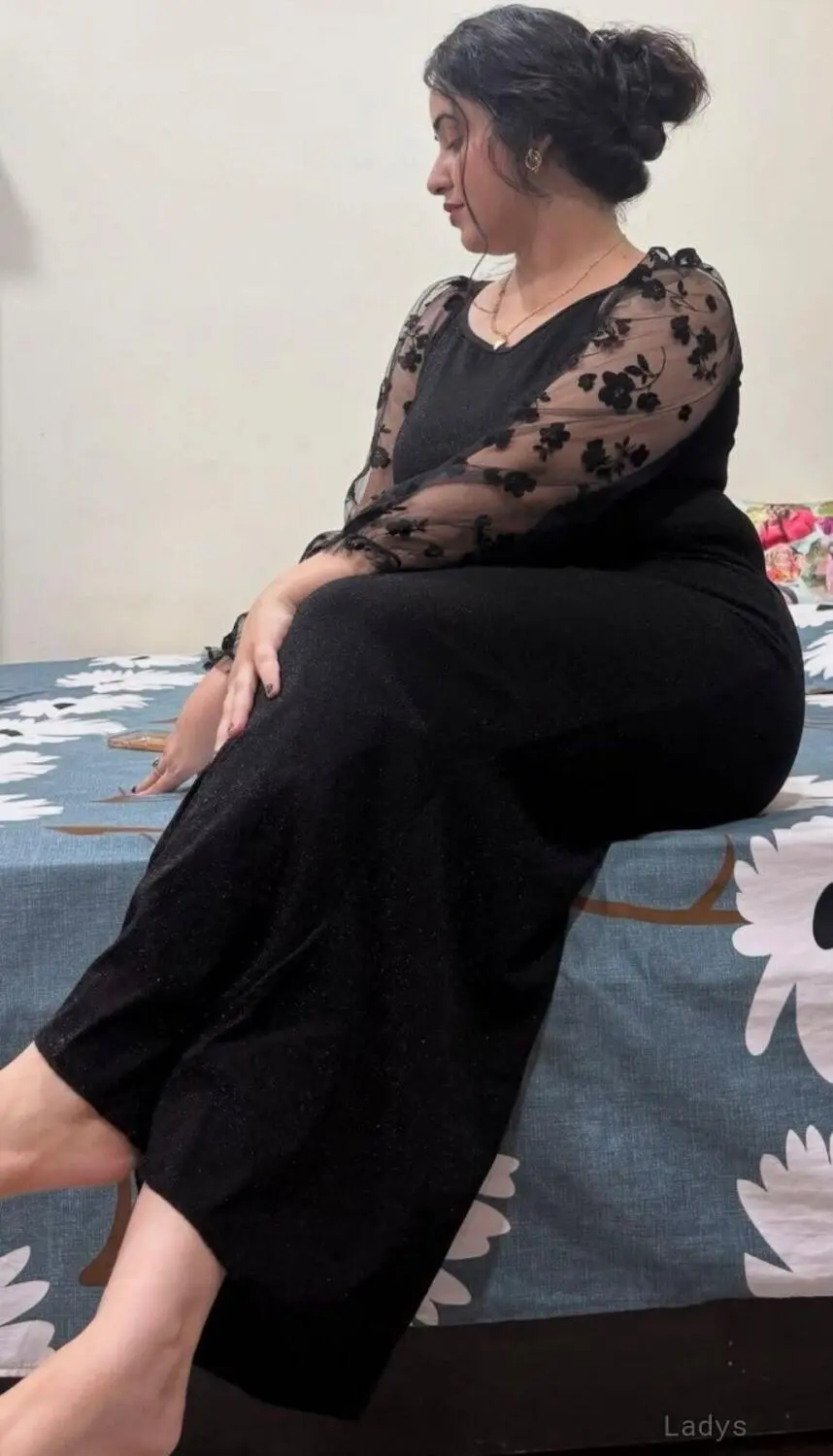 Amina, 24 years beautiful nude Baghdad escorts girl, height 168 sm, Weight  kg