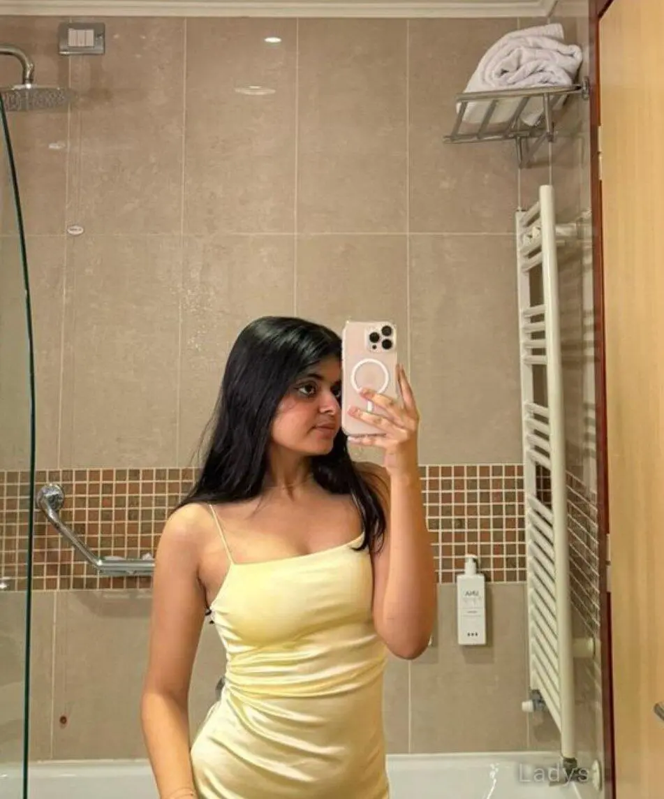 Finta, 22 years beautiful nude Baghdad escorts girl, height 165 sm, Weight  kg