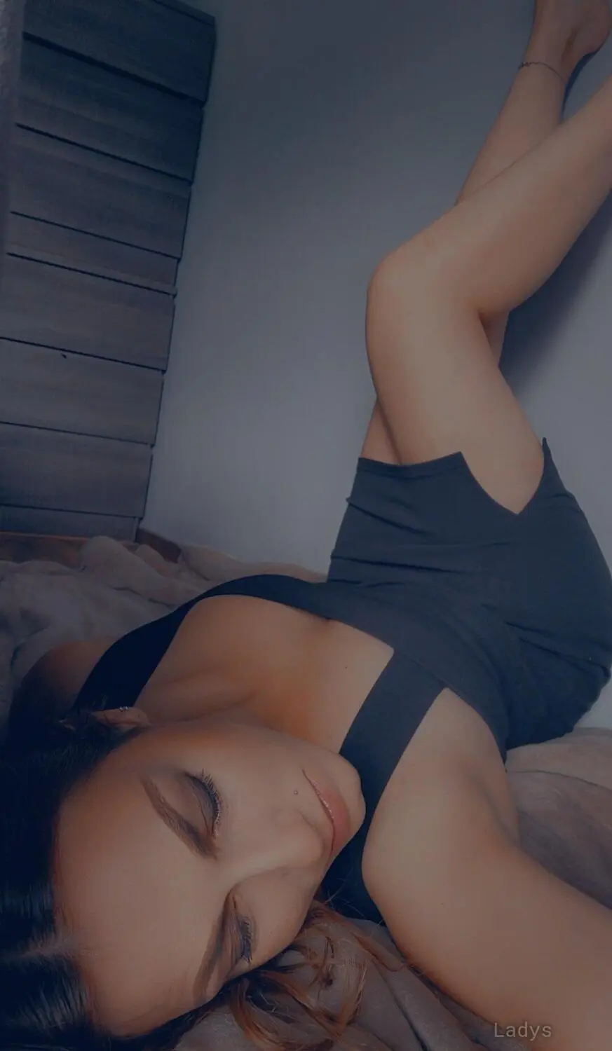 Joinita Berrais, 25 years beautiful nude Bagneux escorts girl, height 172 sm, Weight 78 kg