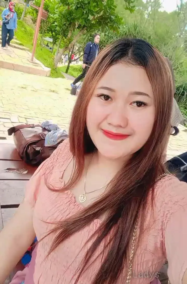 Sawel, 25 years old Bahamas escort girl with big tits, height sm, Weight kg