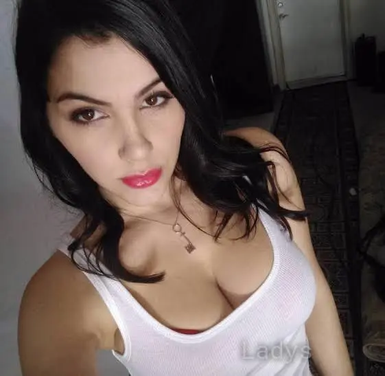 Sophia Madison, 24 years beautiful nude Bakersfield escorts girl, height 124 sm, Weight 39 kg