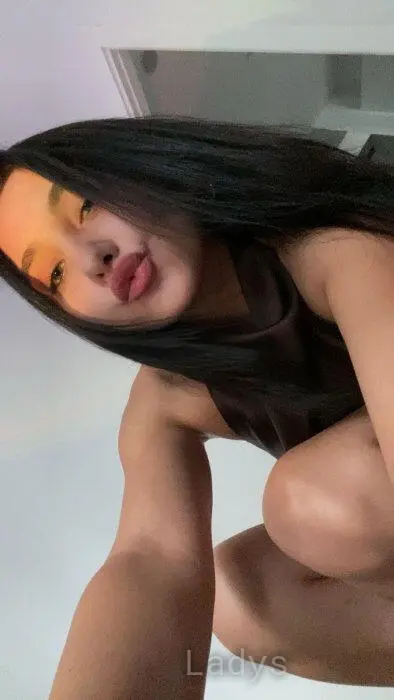 Berrin, 21 years beautiful nude Baku escorts girl, height 158 sm, Weight 52 kg