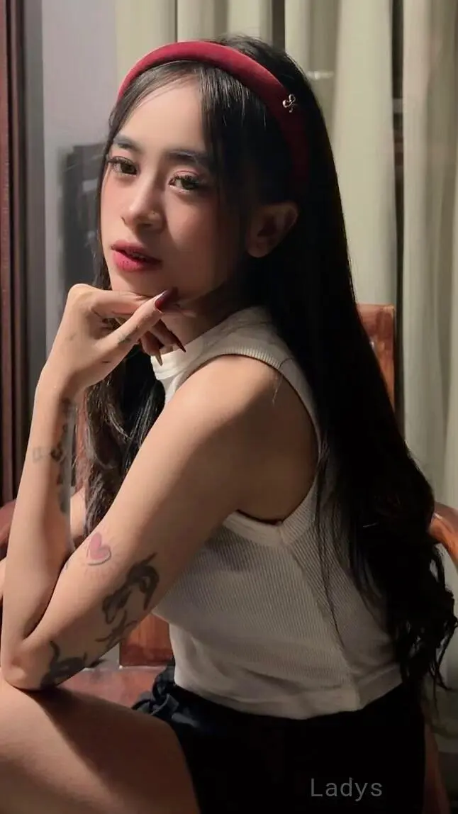 Mella, 20 years asian escorts girl, height 150 sm, Weight  kg, Bali eacort