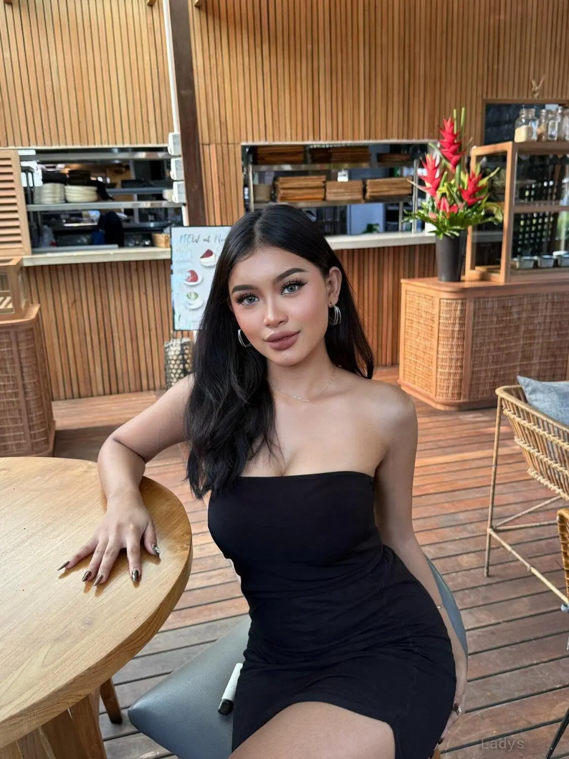 Ariel, 20 years old Bali escort girl with big tits, height 160 sm, Weight kg