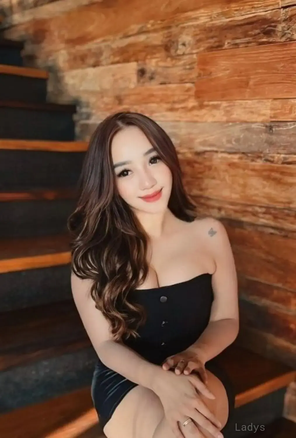 LIDYA, 24 years old Bali escort girl with big tits, height 165 sm, Weight 49 kg