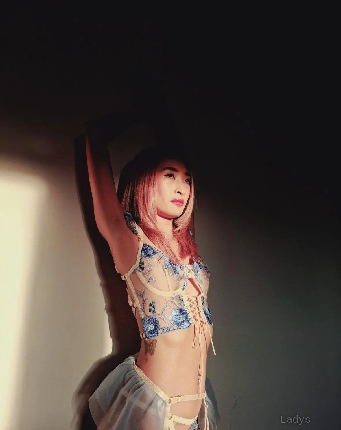 Margie, 27 years old Bali escort girl with big tits, height 156 sm, Weight  kg