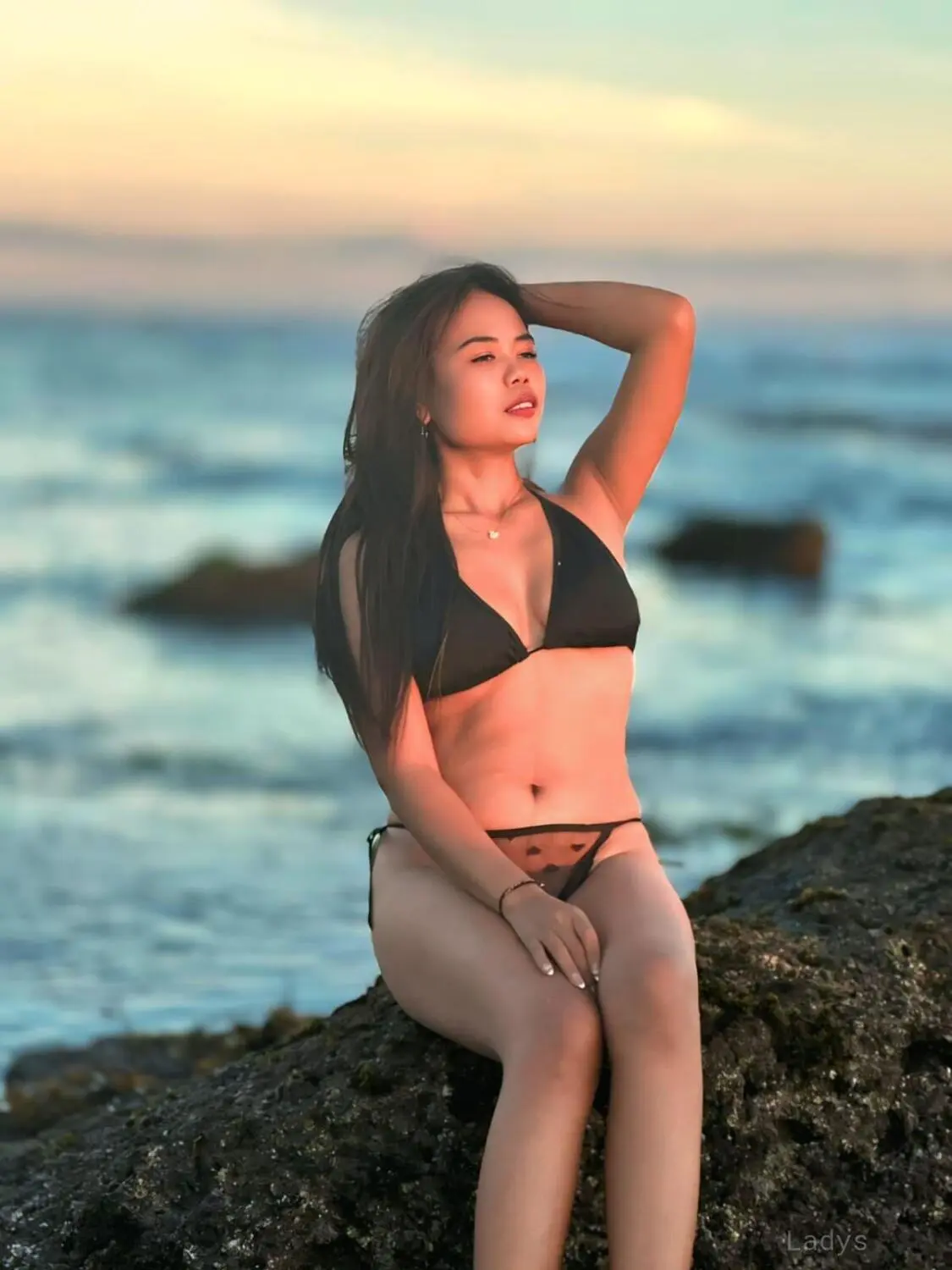 Nara, years old Bali escort girl with big tits, height sm, Weight kg