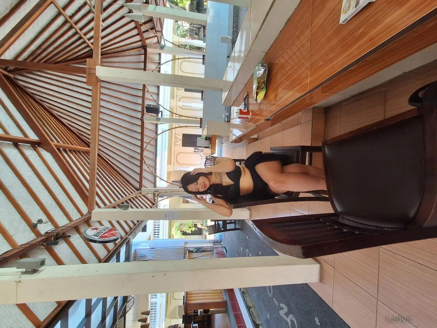 Vio, 22 years old Bali escort girl with big tits, height 160 sm, Weight  kg