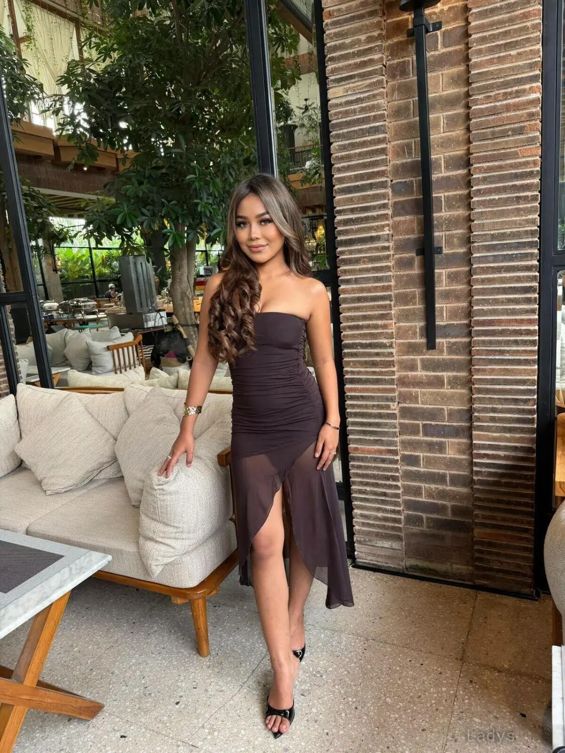 Arina, 20 years beautiful nude Bali escorts girl, height 160 sm, Weight kg