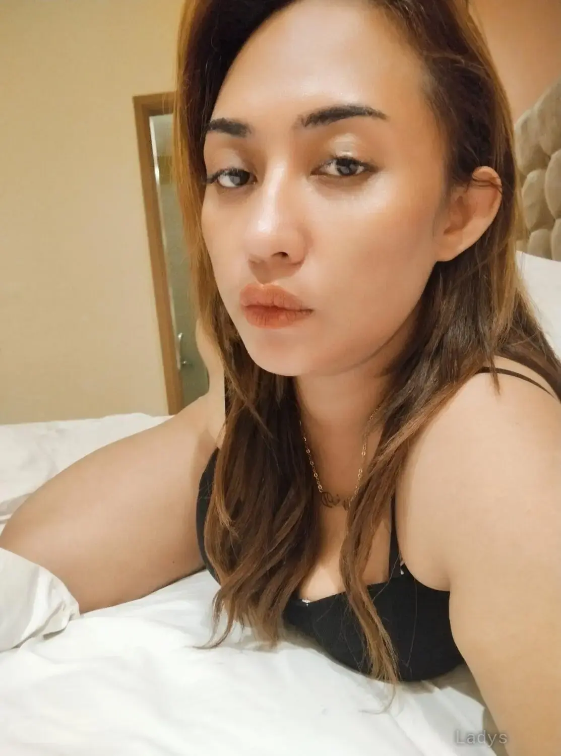 Aya, 27 years beautiful nude Bali escorts girl, height 162 sm, Weight 50 kg