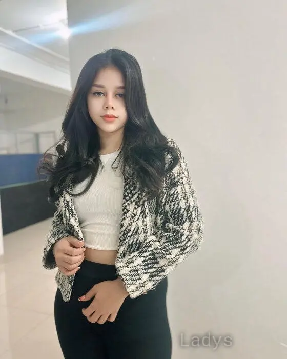 Ganesha, 24 years beautiful nude Bali escorts girl, height 155 sm, Weight 45 kg