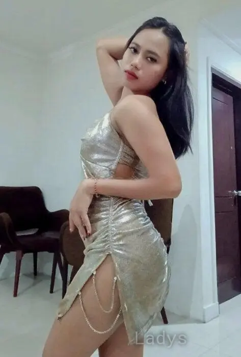 Jenny, 22 years beautiful nude Bali escorts girl, height 158 sm, Weight 42 kg