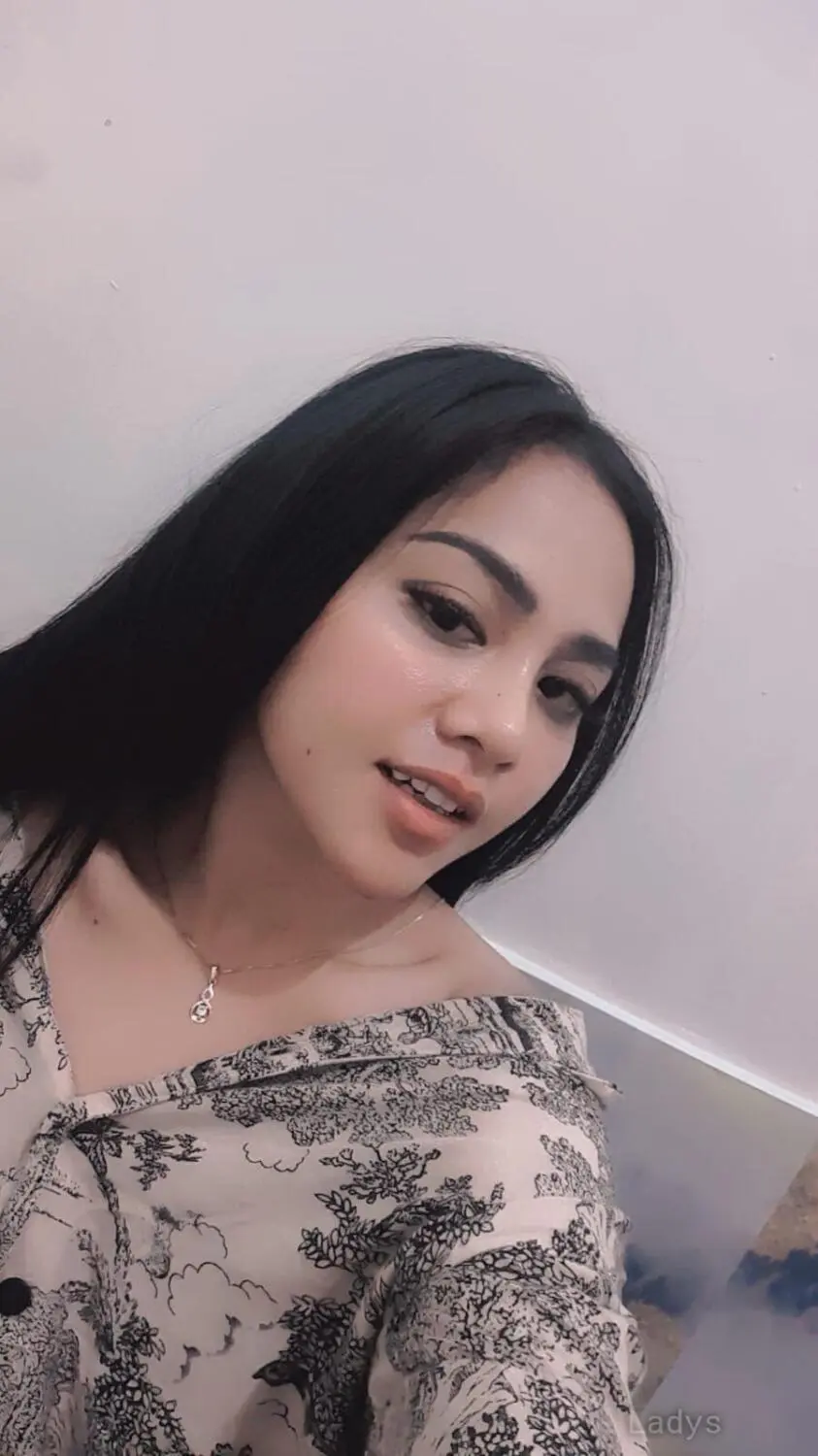 Mellia, 23 years beautiful nude Bali escorts girl, height 167 sm, Weight  kg