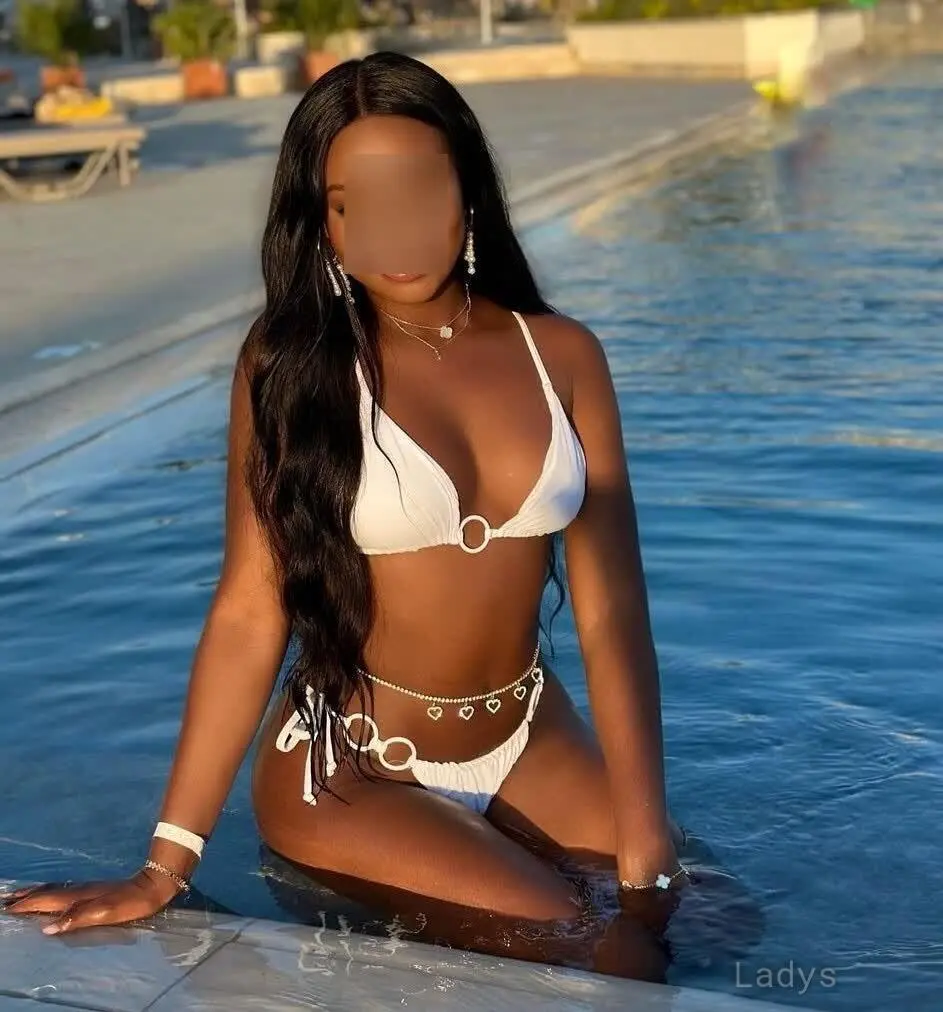 Mimi, 24 years beautiful nude Bali escorts girl, height 170 sm, Weight kg