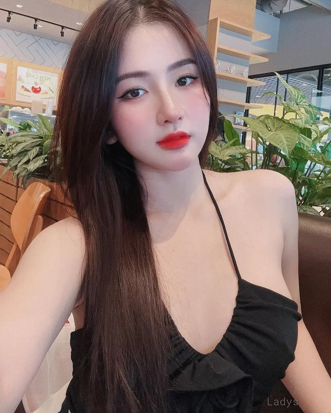 Olla, 23 years beautiful nude Bali escorts girl, height 171 sm, Weight  kg