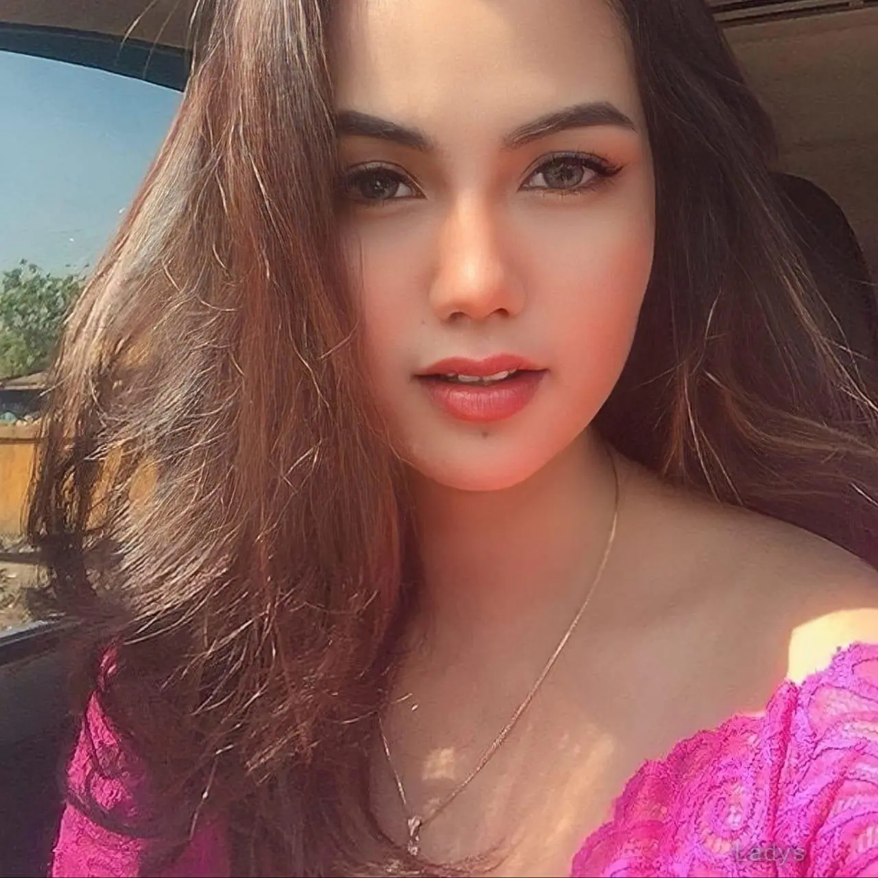 Seril, 25 years beautiful nude Bali escorts girl, height 165 sm, Weight kg