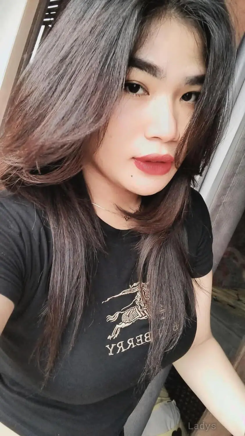 Chintya, 26 years sexy toples Bali scorts girl, height 160 sm, Weight kg