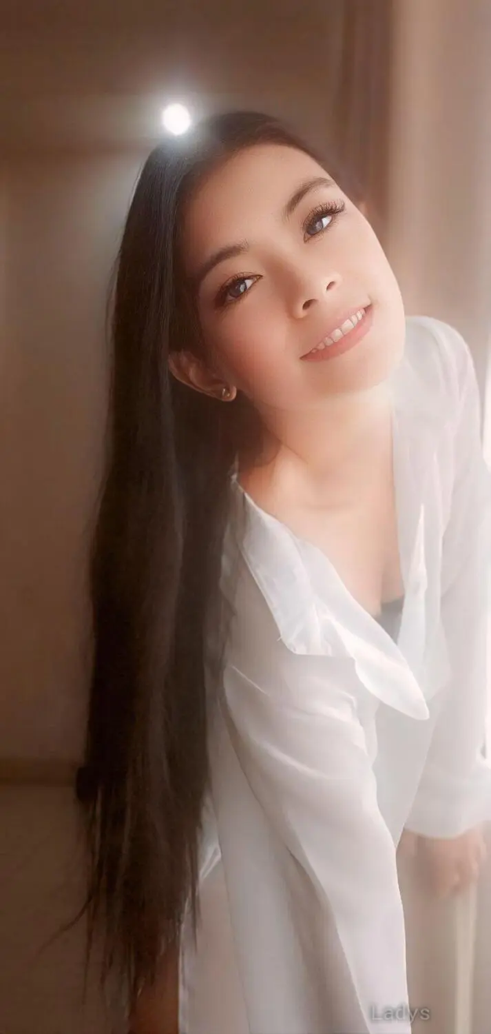 Velina, 23 years sexy toples Bali scorts girl, height 150 sm, Weight kg