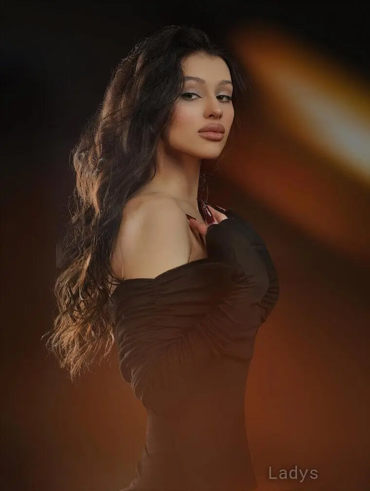 Adriana, 25 years beautiful nude Baltimore escorts girl, height 160 sm, Weight 52 kg