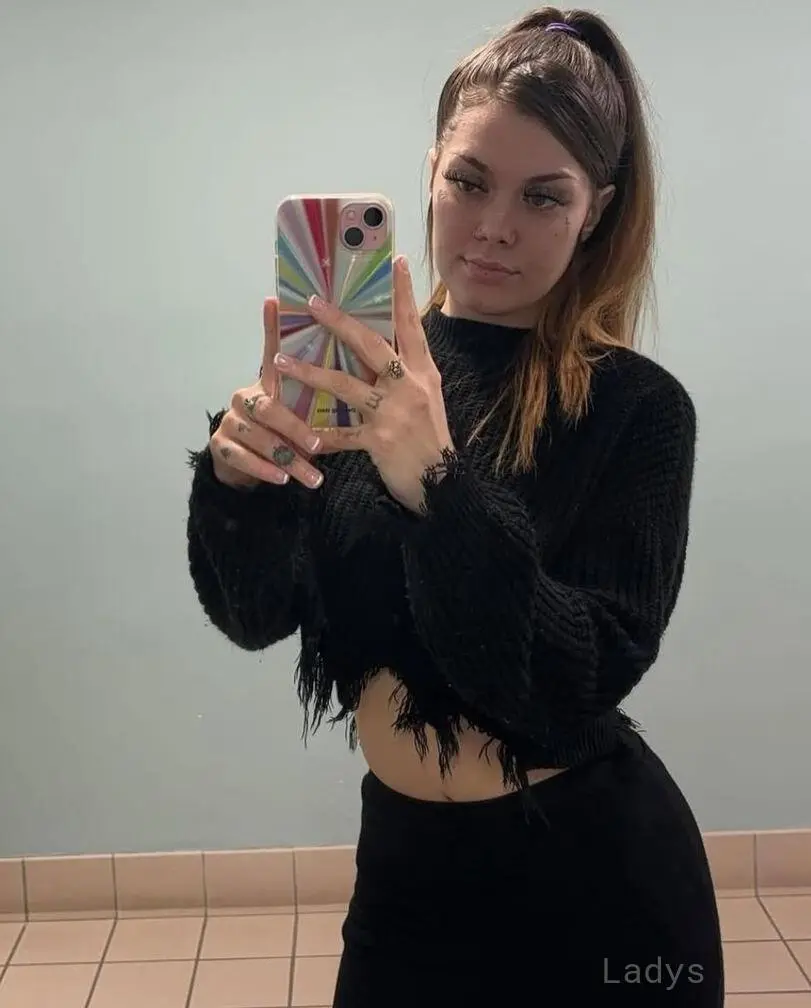 Candy, 24 years beautiful nude Baltimore escorts girl, height 165 sm, Weight 57 kg