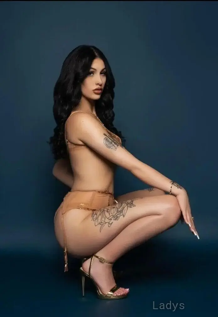 Heidi, 24 years beautiful nude Baltimore escorts girl, height 167 sm, Weight 63 kg