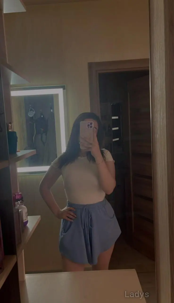 Afsha Quadri, 24 years old Bangalore escort girl with big tits, height 170 sm, Weight kg