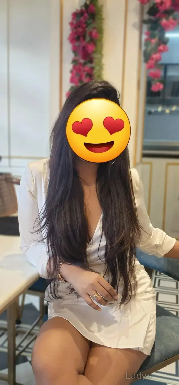 Anj, 25 years old Bangalore escort girl with big tits, height 164 sm, Weight 48 kg