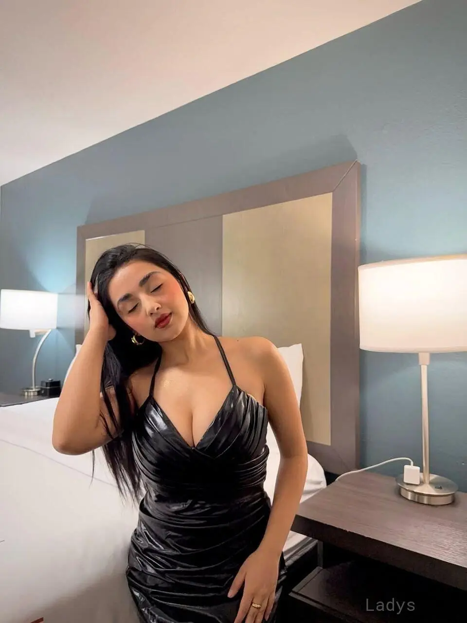 Ishika, years old Bangalore escort girl with big tits, height sm, Weight kg