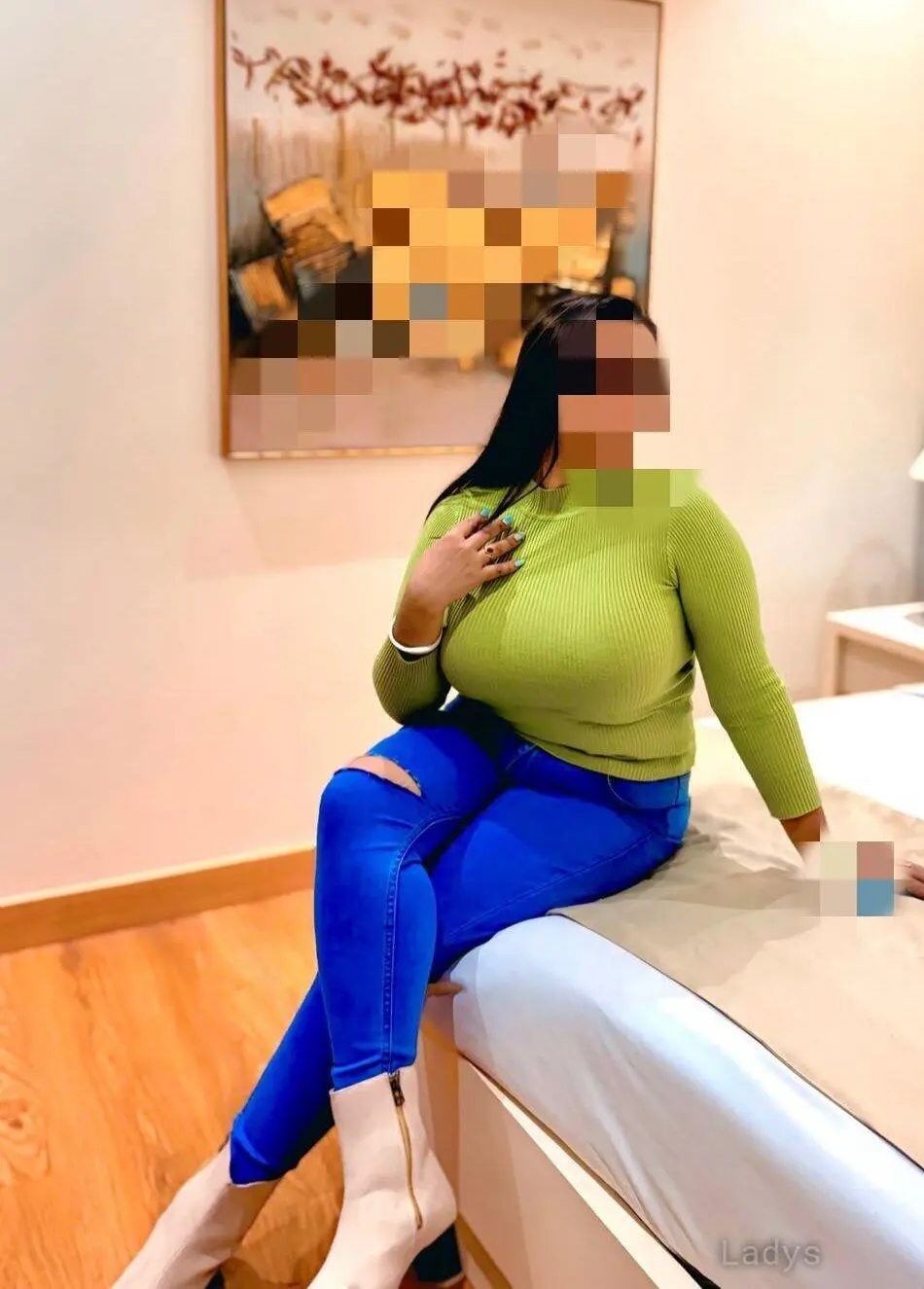 Marianne, 29 years old Bangalore escort girl with big tits, height 165 sm, Weight kg