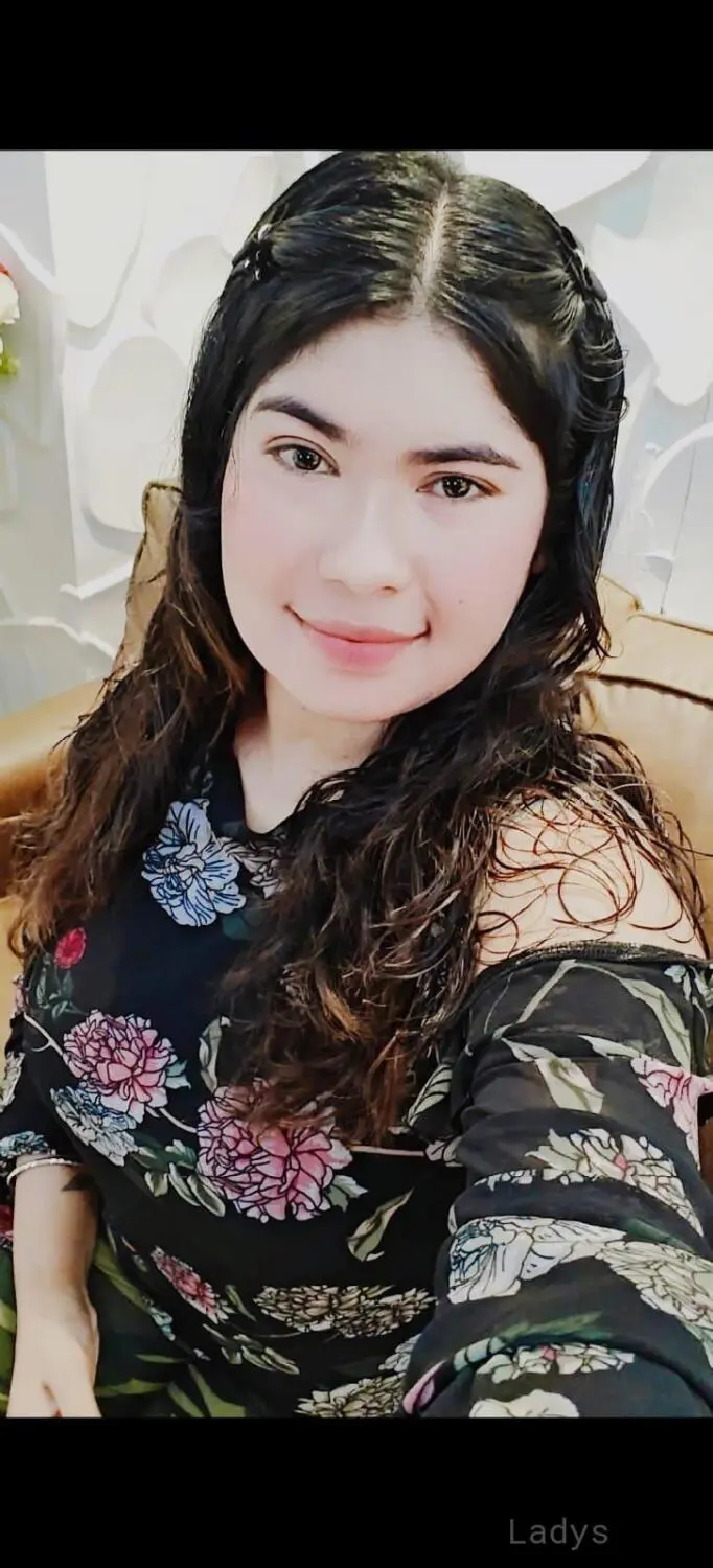 PRIYA, 20 years old Bangalore escort girl with big tits, height 160 sm, Weight  kg
