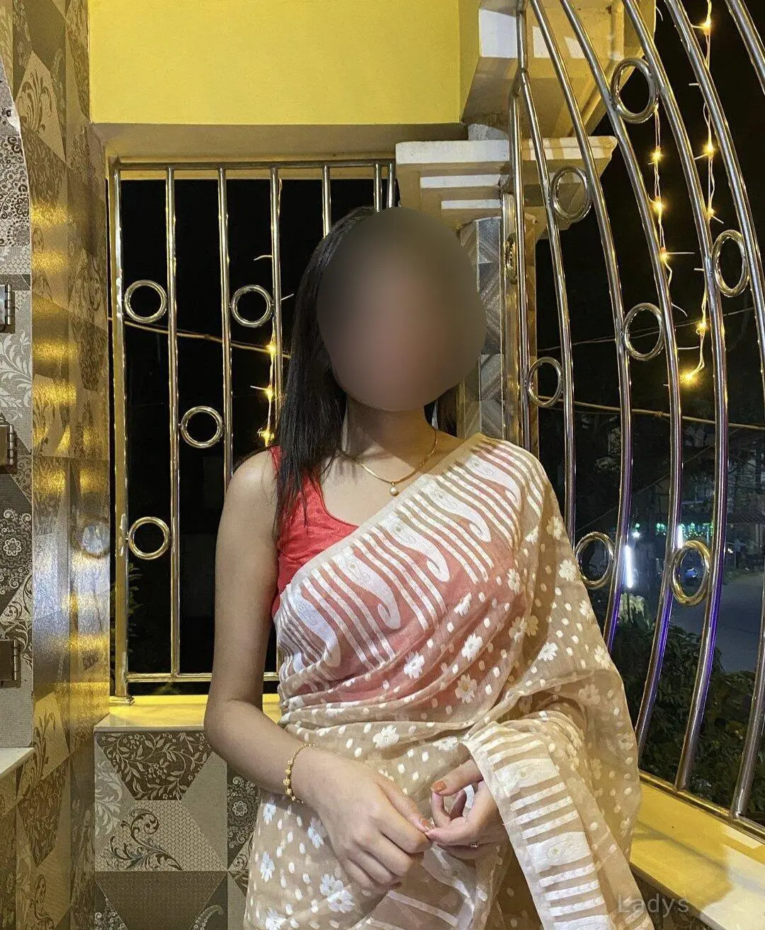 Tamara, 24 years old Bangalore escort girl with big tits, height 164 sm, Weight kg