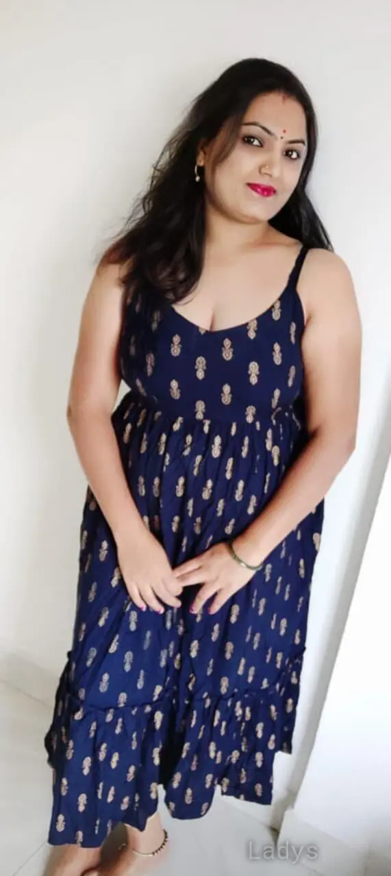 Vaani, 26 years old Bangalore escort girl with big tits, height 153 sm, Weight kg