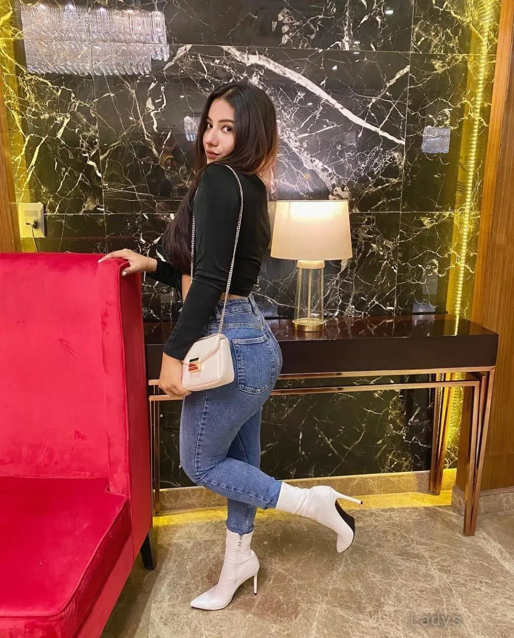 Aaroni, 21 years beautiful nude Bangalore escorts girl, height 154 sm, Weight  kg