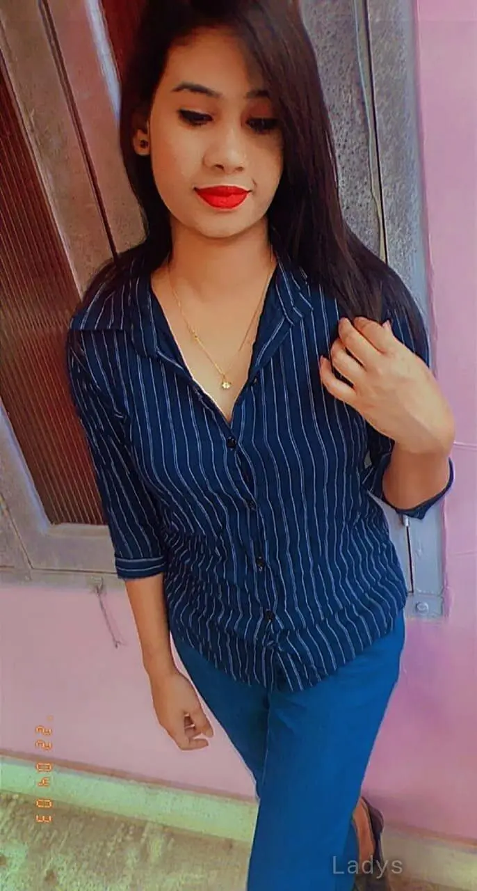 Ankita, 23 years beautiful nude Bangalore escorts girl, height 164 sm, Weight kg