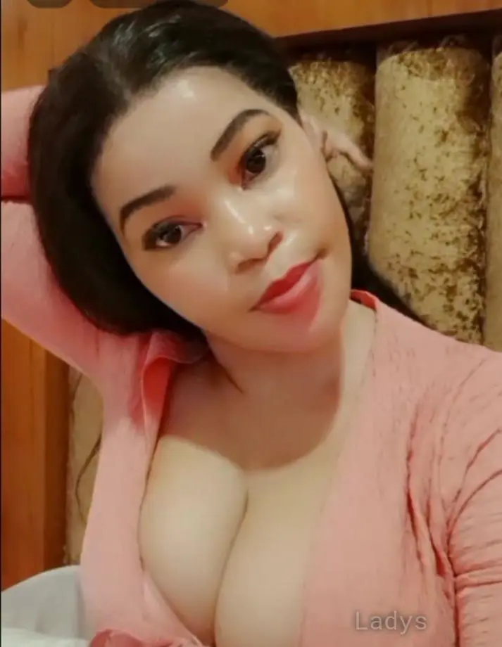 Claire, 23 years beautiful nude Bangalore escorts girl, height 165 sm, Weight  kg