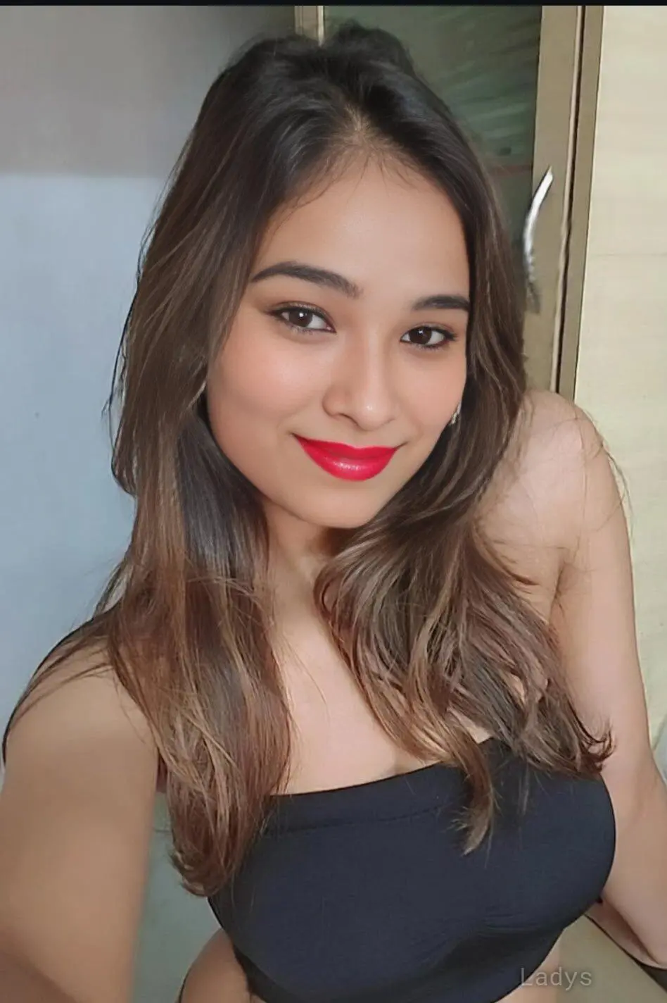 Donna, 24 years beautiful nude Bangalore escorts girl, height 159 sm, Weight kg