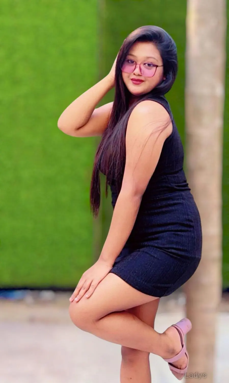 Ella, 23 years beautiful nude Bangalore escorts girl, height 169 sm, Weight kg