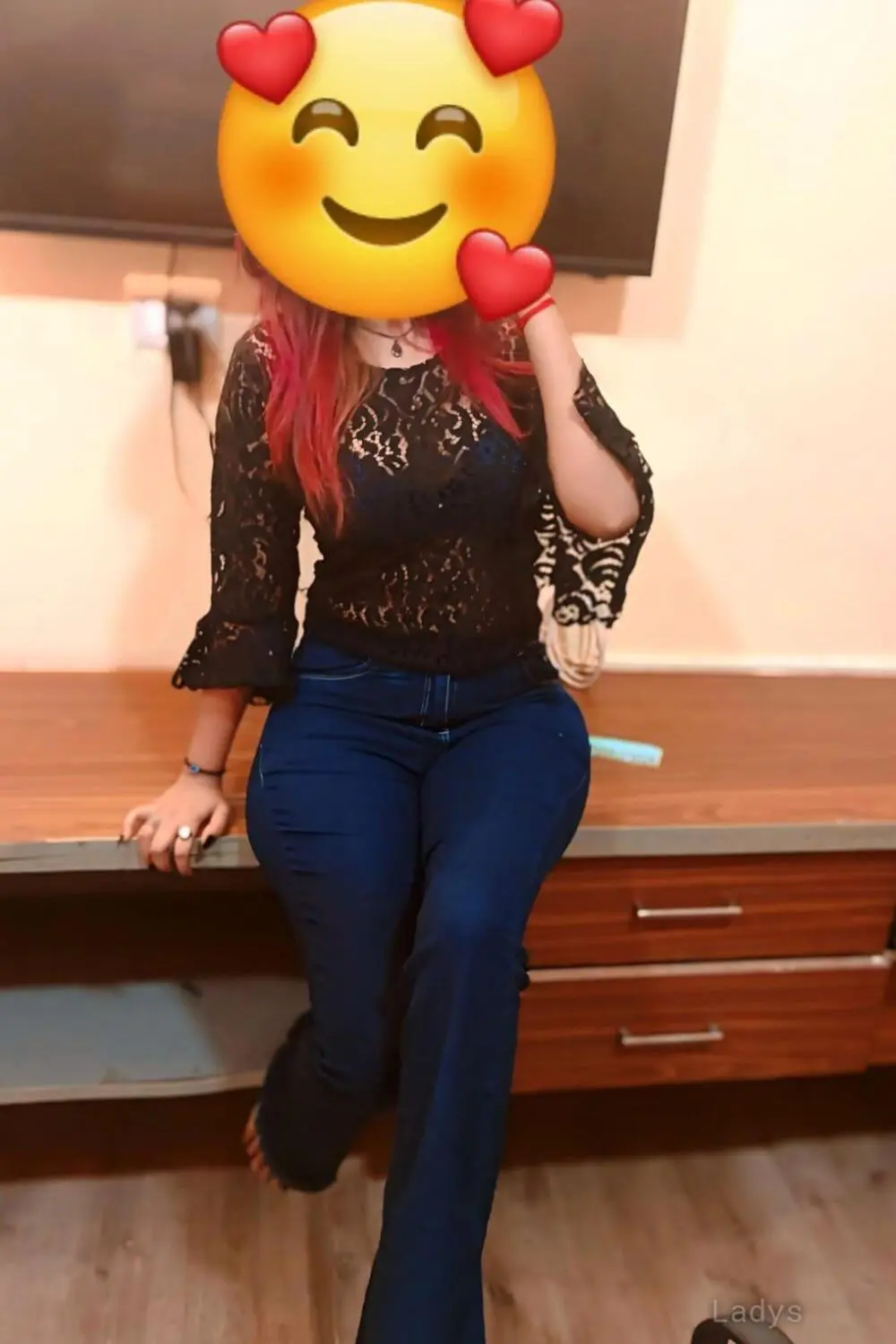 Grace, 23 years beautiful nude Bangalore escorts girl, height 157 sm, Weight  kg