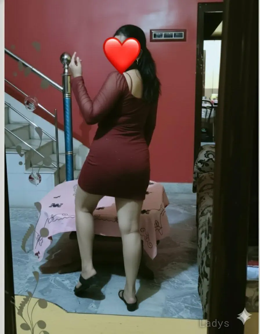 Janvi, 23 years beautiful nude Bangalore escorts girl, height 165 sm, Weight kg