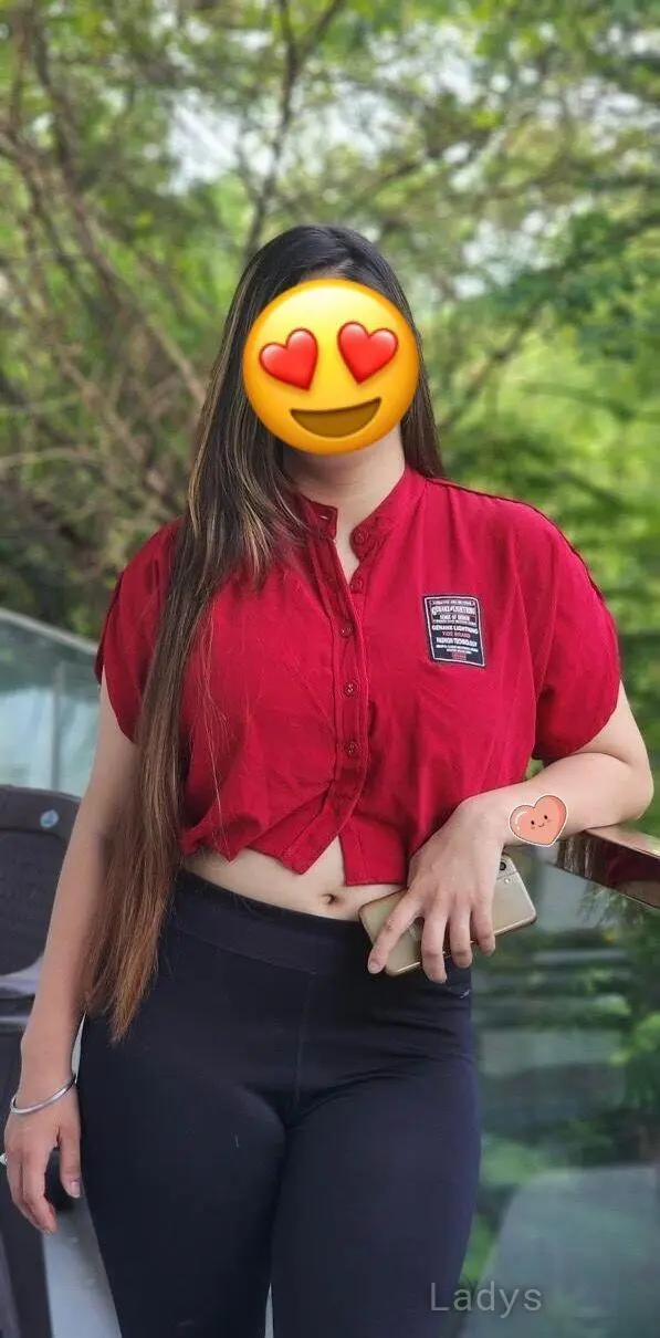 Keerat, 22 years beautiful nude Bangalore escorts girl, height 170 sm, Weight  kg