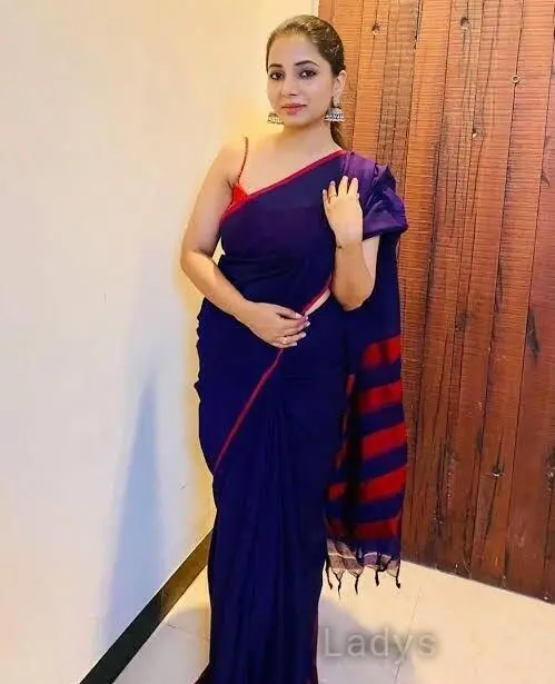 Khushi, 23 years beautiful nude Bangalore escorts girl, height 143 sm, Weight  kg