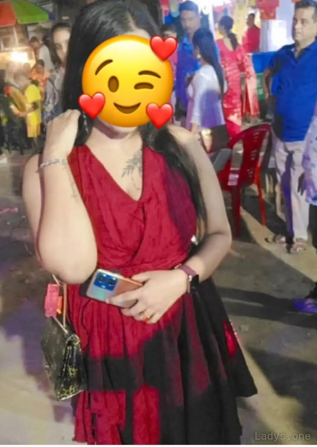 Madhu, 25 years beautiful nude Bangalore escorts girl, height 168 sm, Weight 60 kg