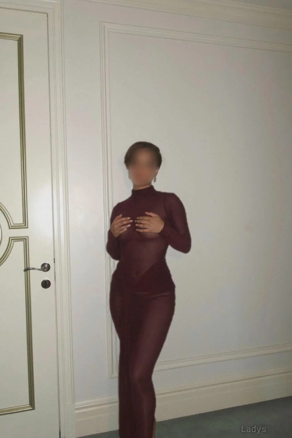 Melissa, 25 years beautiful nude Bangalore escorts girl, height 168 sm, Weight  kg