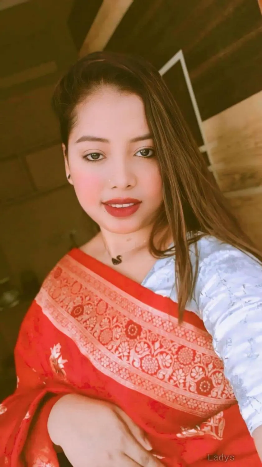 Mila, 19 years beautiful nude Bangalore escorts girl, height 154 sm, Weight  kg