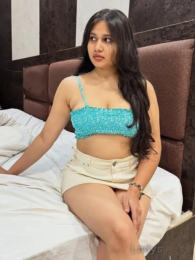 Nancy, 23 years beautiful nude Bangalore escorts girl, height 154 sm, Weight  kg