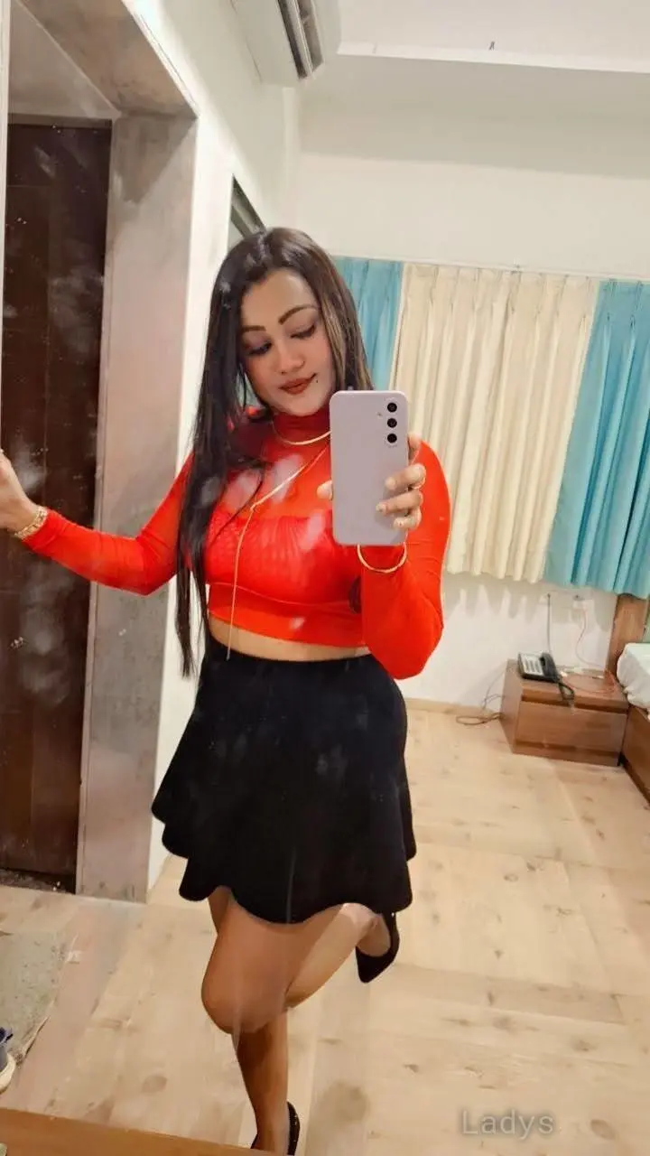 Nidhi, 23 years beautiful nude Bangalore escorts girl, height 170 sm, Weight  kg