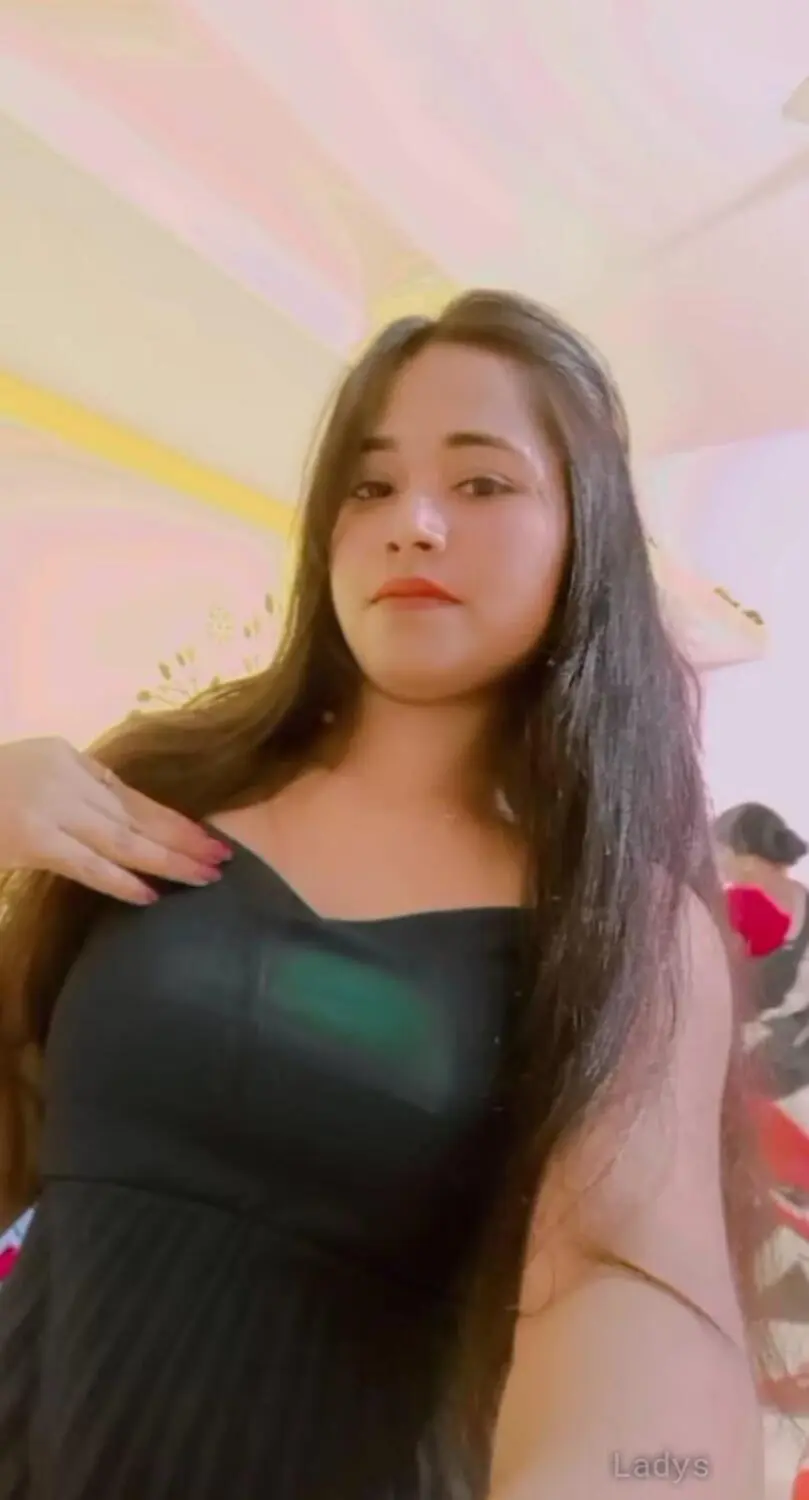 Saziya, 24 years beautiful nude Bangalore escorts girl, height 153 sm, Weight kg