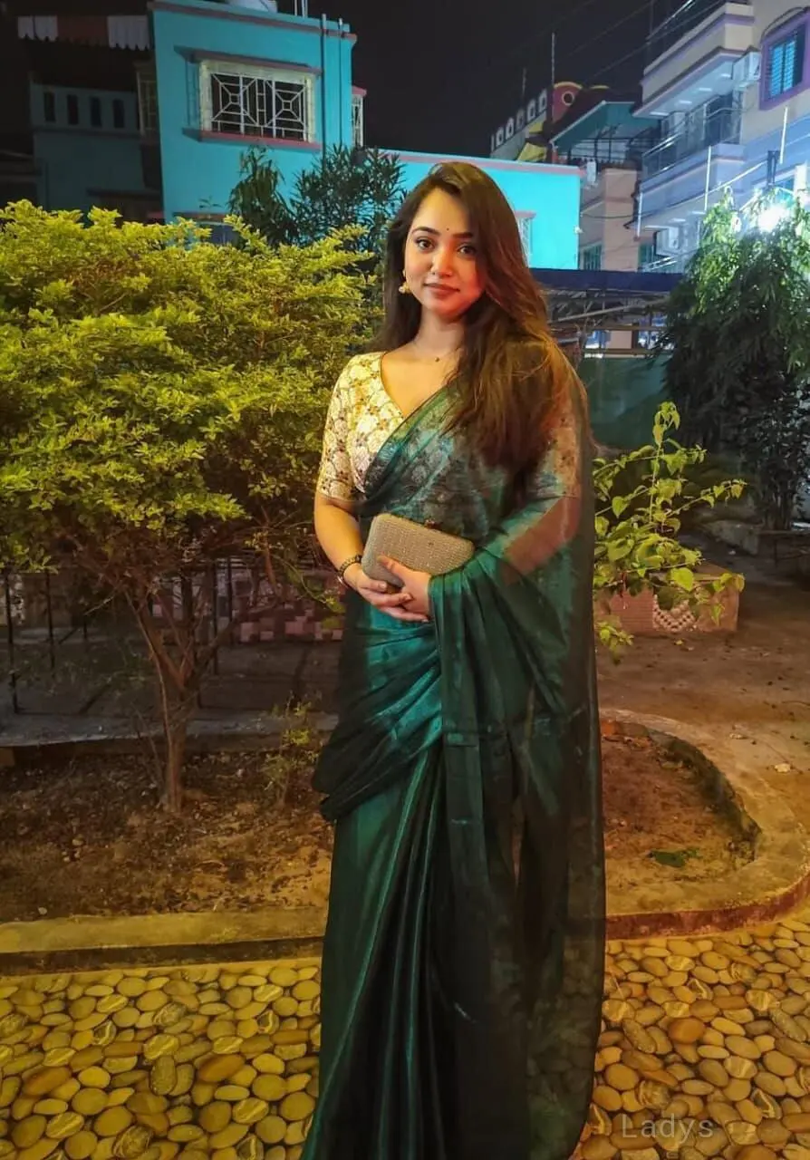 Sneha, 22 years beautiful nude Bangalore escorts girl, height 166 sm, Weight kg