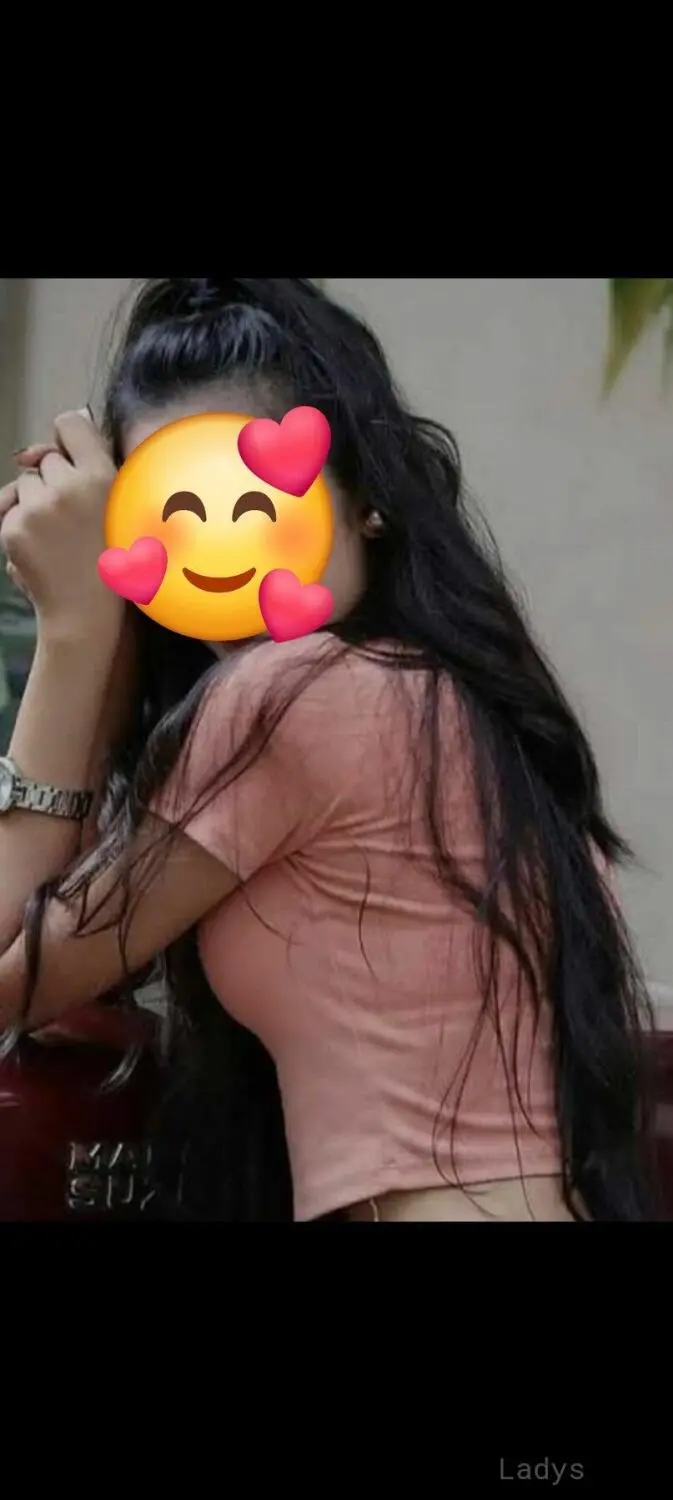 Sruti, 23 years beautiful nude Bangalore escorts girl, height 154 sm, Weight kg